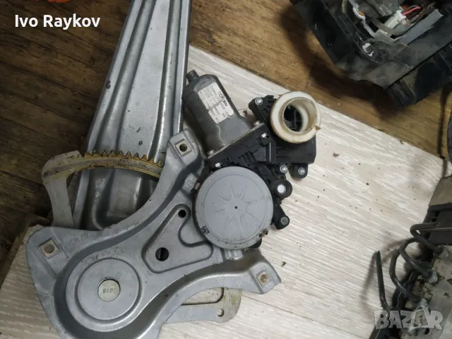 Предна Лява Брава - Ключалка Ауди A4 B6 , A6 C5 - 4B1837015G, снимка 7 - Части - 50197219