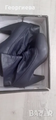 Дамски боти, снимка 2 - Дамски боти - 48378643