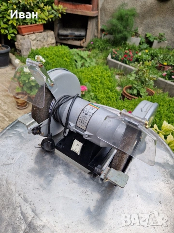 Шмергел от старите модели ,Работи перфекно!, снимка 2 - Диамантени и режещи инструменти - 53615979