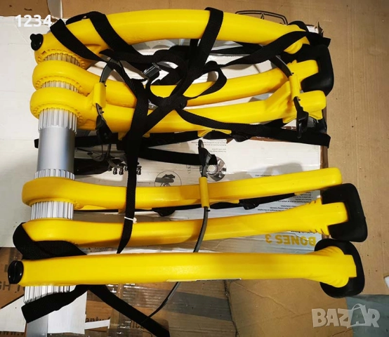 НОВА SARIS BONES 3 стойка багажник за велосипеди за автомобил, снимка 5 - Аксесоари и консумативи - 52893720