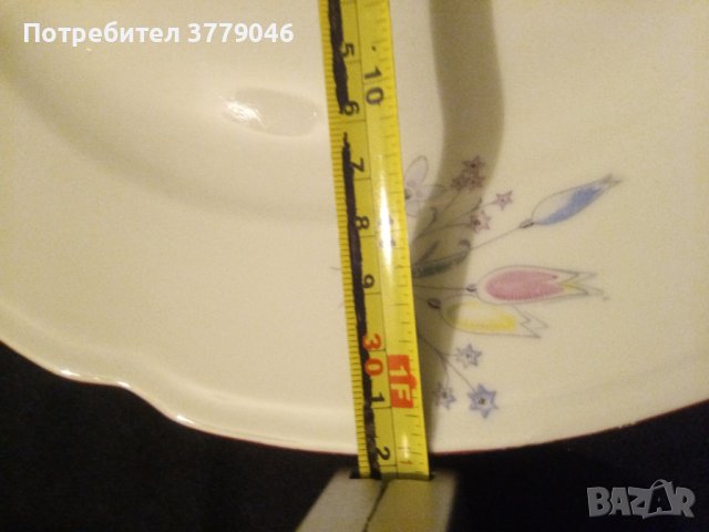 Голяма порцеланова чиния Изида 1988, снимка 4 - Чинии - 42484327