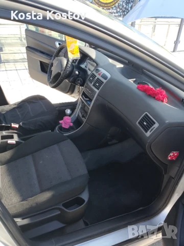 Продава , снимка 3 - Автомобили и джипове - 50694145