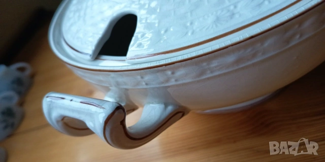 Антикварен порцеланов супник с капак - Чехословакия 1920-1930г., снимка 5 - Антикварни и старинни предмети - 53757876