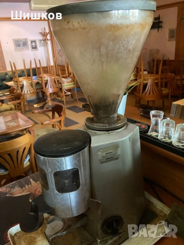 Продавам кафе машина +кафемелачка професионални, снимка 3 - Кафемашини - 53763242