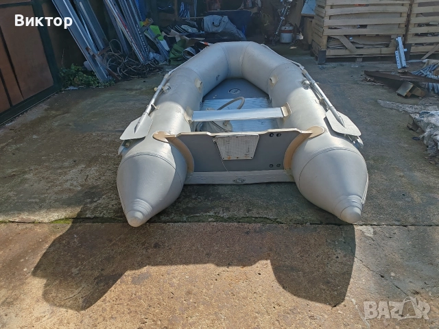 Надуваема лодка Tadpole 300см, снимка 3 - Водни спортове - 52745852