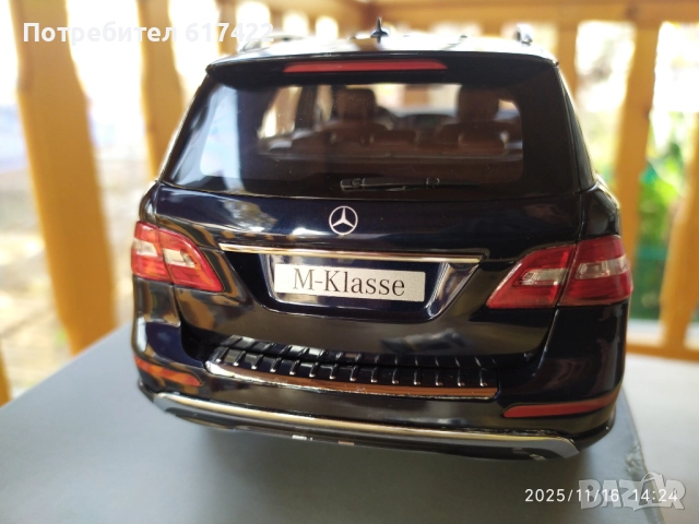 1:18 Метален модел на Mercedes M Klasse ML 2011 Minichamps, снимка 8 - Колекции - 52433120