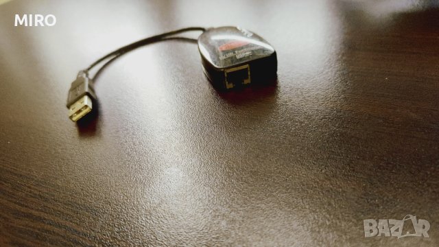 Мрежовият USB 2.0 адаптер Sitecom Network USB 2.0 adapter 10/100 100 Mbit/s , снимка 2 - Кабели и адаптери - 40714525