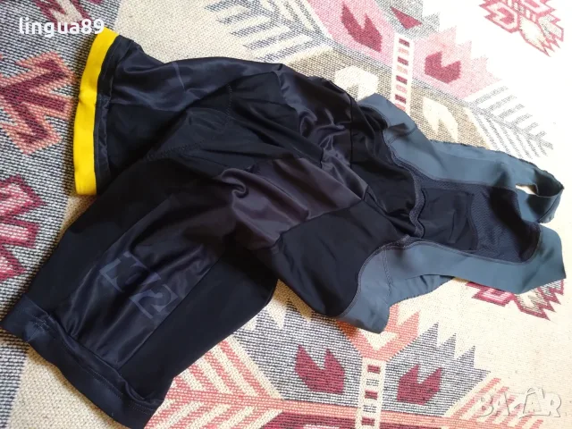 Вело клин с презрамки Nike 10/2 – размер L, Made in Italy, снимка 3 - Спортни дрехи, екипи - 56323322