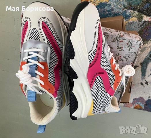 Ефектни нови маратонки, снимка 3 - Маратонки - 53106155