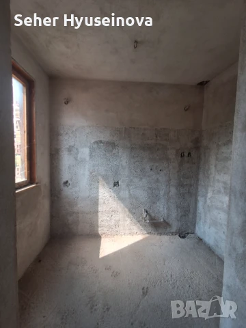 Продавам многофамилна къща в гр.Попово, снимка 10 - Къщи - 50596038