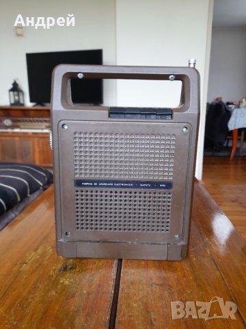 Старо радио,радиоприемник XIRICO #3, снимка 3 - Антикварни и старинни предмети - 40790438