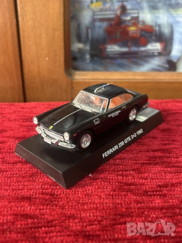 мащаб 1/43 на Ferrari 250 GTE 2+2 (1962) на италианската полиция („Squadra Mobile“), снимка 2 - Колекции - 56080000