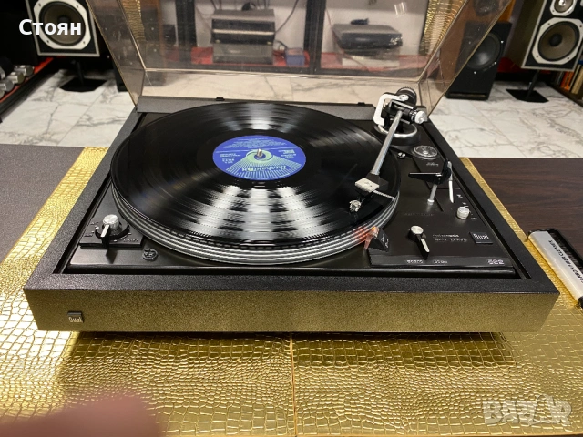 Аудиофилски грамофон Dual