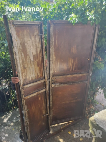 Метална порта