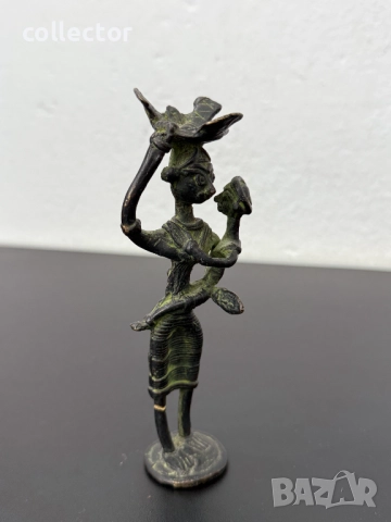 Индийска бронзова племенна фигура. №7497, снимка 3 - Антикварни и старинни предмети - 52064181