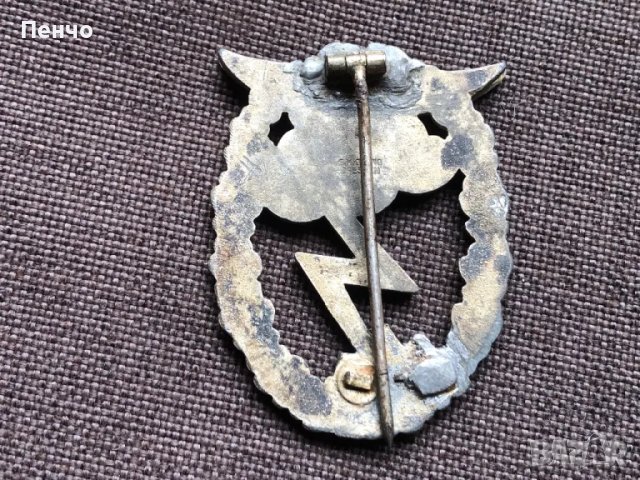 стар немски нагръден знак - LUFTWAFFE - WWII - ОРИГИНАЛ, снимка 4 - Антикварни и старинни предмети - 49665879
