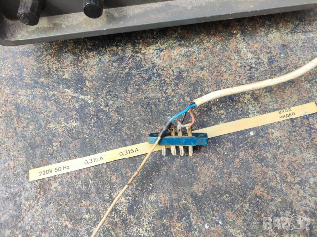 Продавам много стар монитор за български компютър Правец 82, снимка 8 - Други ценни предмети - 36157111