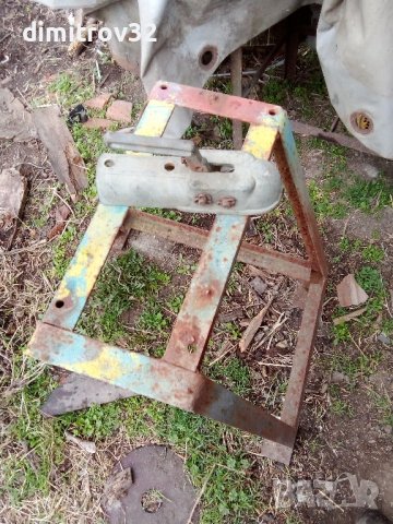 Лапа за ремарке 