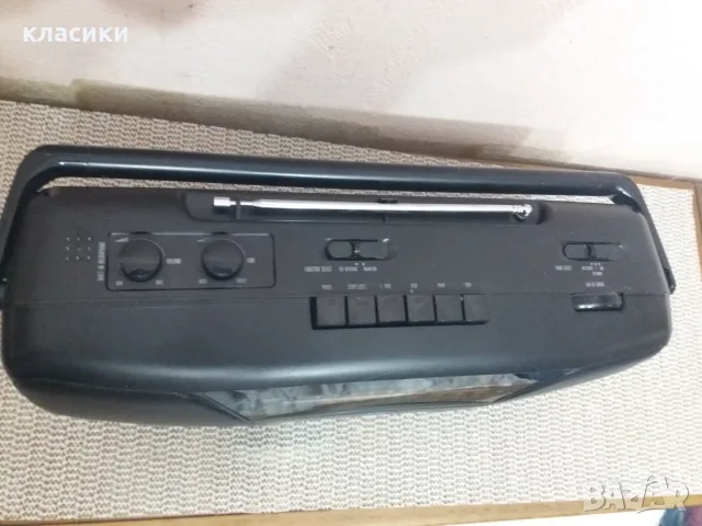 Радиокасетофон GRUNDIG RR 300., снимка 8 - Радиокасетофони, транзистори - 55975465