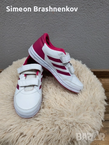 Детски маратонки Адидас за момиче 