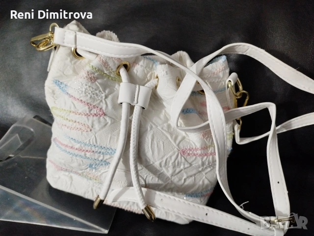 дамски чанти , снимка 2 - Чанти - 53610492