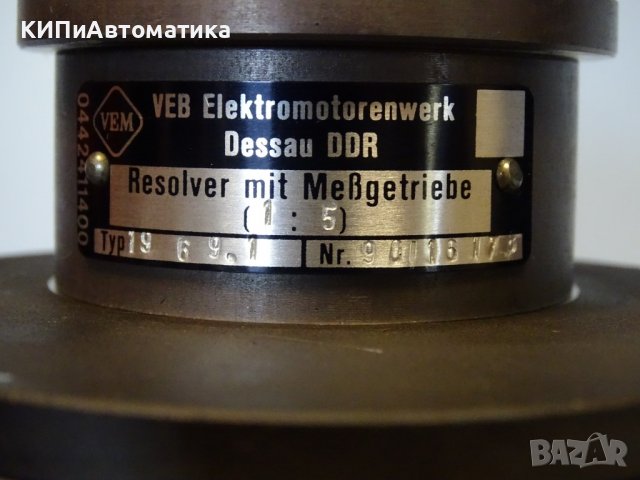 резолвер VEB Elektromotorenwerk typ 1969.1 resolver with measuring transmission 1:5, снимка 5 - Резервни части за машини - 40196177