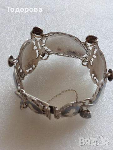 Автентична сребърна 925 гривна(sterling silver)поставени емайлирани плочки-1920 г.отлично състояние, снимка 8 - Гривни - 52847553