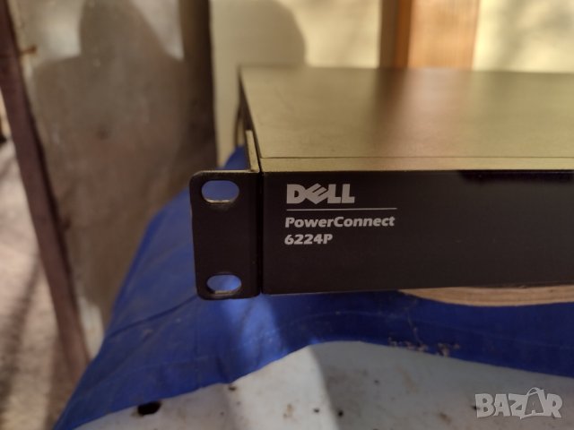 Dell PowerConnect 6224p, снимка 2 - Суичове - 44191997
