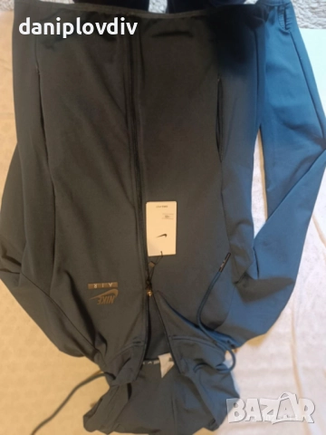 NIKE,ново дамско горнище, снимка 4 - Спортни екипи - 52960989