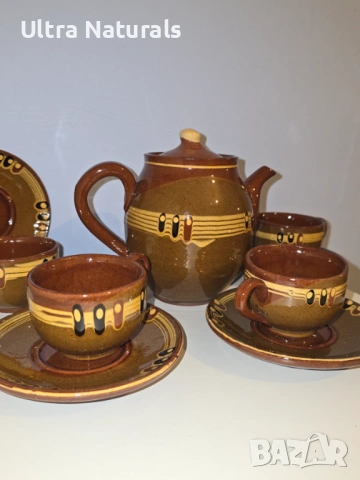 Керамичен комплект за чай нов, 4 чаши с чинии и чайник, снимка 2 - Сервизи - 53126554