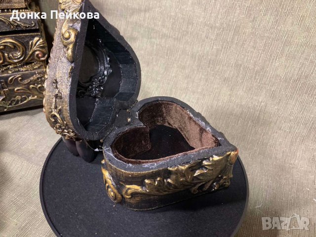Ръчно декорирана кутия за бижута - бижутиера, снимка 2 - Декорация за дома - 40229452