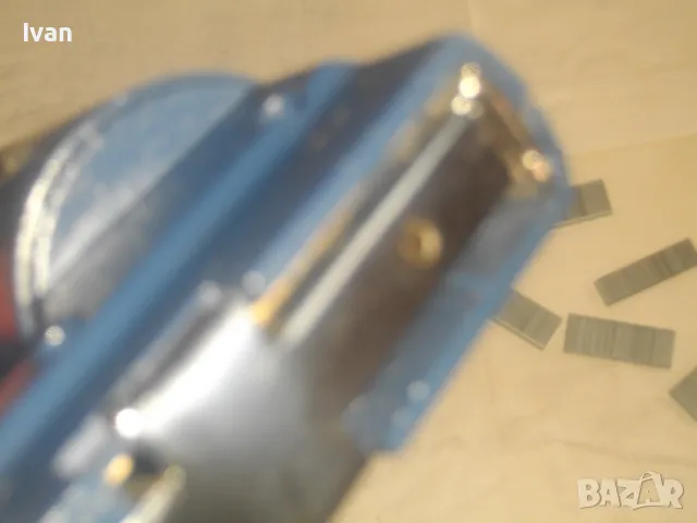 Холандски оригинал ЕЛЕКТРИЧЕСКИ ТАКЕР КОМБИНИРАН СКОБА ПИРОН ИГЛА ДО 16мм Като нов TOP CRAFT TET 200, снимка 16 - Други инструменти - 47761486