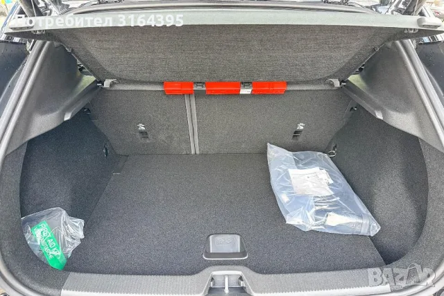 Volvo EX30 Plus Single Motor Extended Range 69 kWh, снимка 18 - Автомобили и джипове - 55829093
