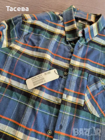 продава нова,зимна риза Lacoste, снимка 3 - Ризи - 48211475