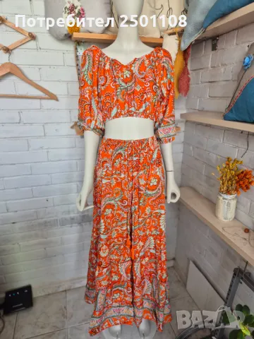 Копринен сет от блуза и панталон, снимка 1