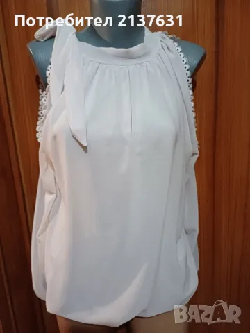 ДАМСКА БЯЛА ОФИЦИАЛНА БЛУЗА с отворени рамена - Размер М / L , снимка 3 - Блузи с дълъг ръкав и пуловери - 48350874