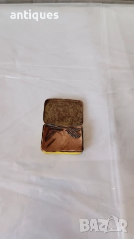 Кутия с игли за стар грамофон с манивела - Superla - 1930"г., снимка 5 - Антикварни и старинни предмети - 53017889