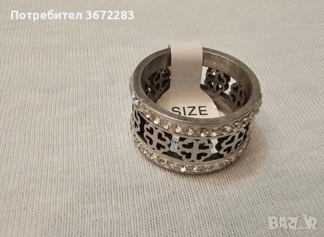 Стилен дамски пръстен от медицинска стомана Детелини с камъни цирконии, снимка 1 - Пръстени - 44473710