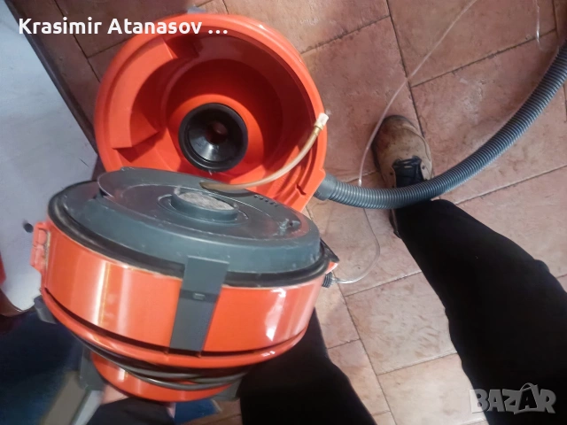 перяща прахосмукачка, снимка 4 - Прахосмукачки - 53507627