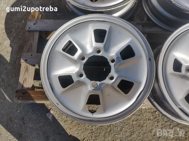 15цола Джанти 6х139,7 Toyota HiAce Hilux 6JJ et29 Отв 106,1мм, снимка 3 - Гуми и джанти - 47856073