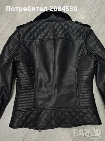 Дамско кожено яке -,,S", снимка 4 - Якета - 49620042