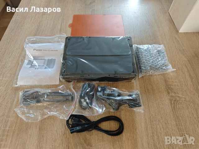 Два броя фото и видео лампи EXSCELVAN PHANTOM PT-680, снимка 5 - Светкавици, студийно осветление - 52545287