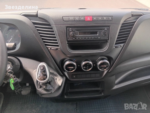 Товарен бус ПОД НАЕМ АВТОМАТИК, снимка 7 - Товарни превози - 52366421