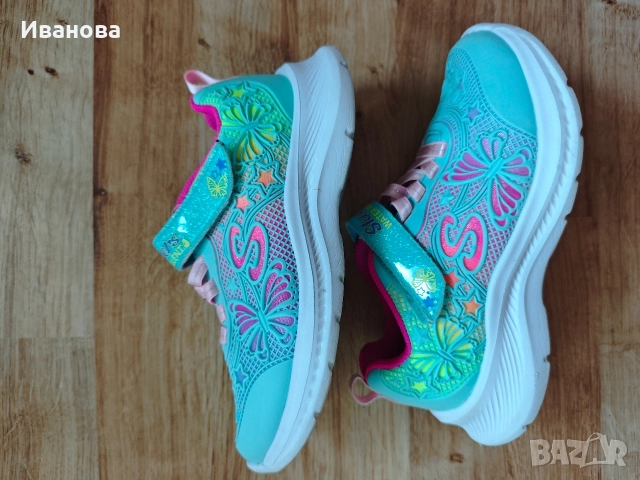 Детски маратонки Skechers и nike 29 30 32, снимка 2 - Детски маратонки - 52789858