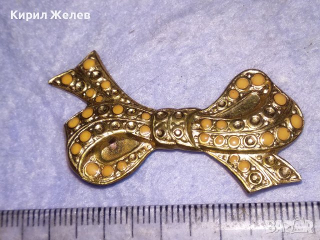 СТАРА ПОЗЛАТЕНА РЕТРО АРТ НУВО СТИЛ БРОШКА - ПАНДЕЛКА 38642, снимка 4 - Антикварни и старинни предмети - 41648656