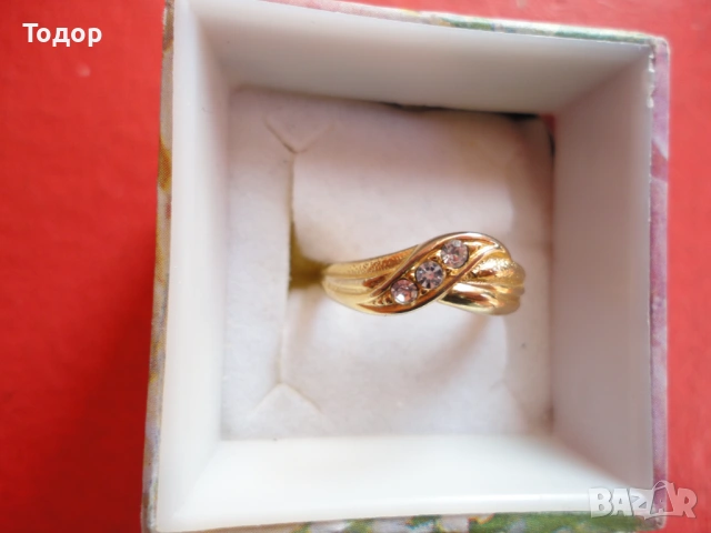 Позлатен пръстен с камъни 2, снимка 2 - Пръстени - 53052492