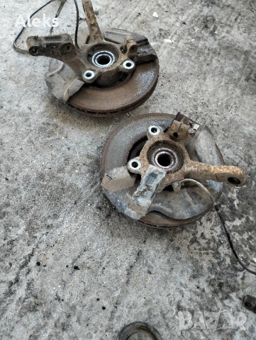 шенкел главина за ланчия федра Пежо 807 Ситроен ц8 