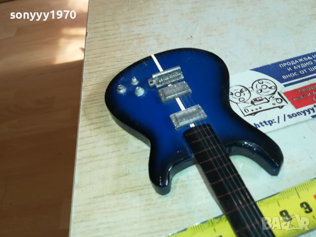 ДЪРВЕНА КИТАРА ЗА КОЛЕКЦИЯ ОТ ГЕРМАНИЯ 1803241642, снимка 14 - Антикварни и старинни предмети - 44824503