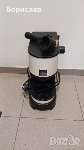 Lavazza кафемашина с капсули за ремонт или части, снимка 5 - Кафемашини - 52455795