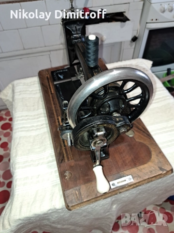 Стари шевни колекционерски машини от преди 1900год., снимка 11 - Други машини и части - 51440214